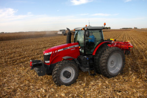 Terry, in the cab of the family’s MF8680, prefers AGCO’s open architecture approach to precision ag that allows him to choose from a broad array of technological options.