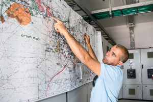 Farmer and farmers union leader Ami Brochin shows a map of the Be’er Sheva-area wastewater treatment network. It was constructed with a combination of government and private funds, including Moshavei HaNegev, the regional water and agriculture association that manages some 34,600 acres of farmland.