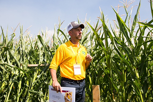Darren Goebel, director of global commercial crop care, speaking at AGCO Russia Crop Tour 2017.