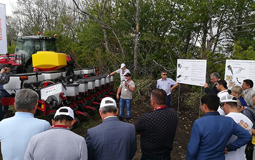  СH 9108VE planter equipped with Precision Planting at AGCO Crop Tour Russia 2018